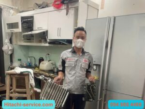 Bảo Hành Tủ Lạnh Hitachi | Dịch Vụ Chính Hãng Toàn Quốc 5 Đội ngũ kỹ thuật viên trung tâm bảo hành tủ lạnh Hitachi